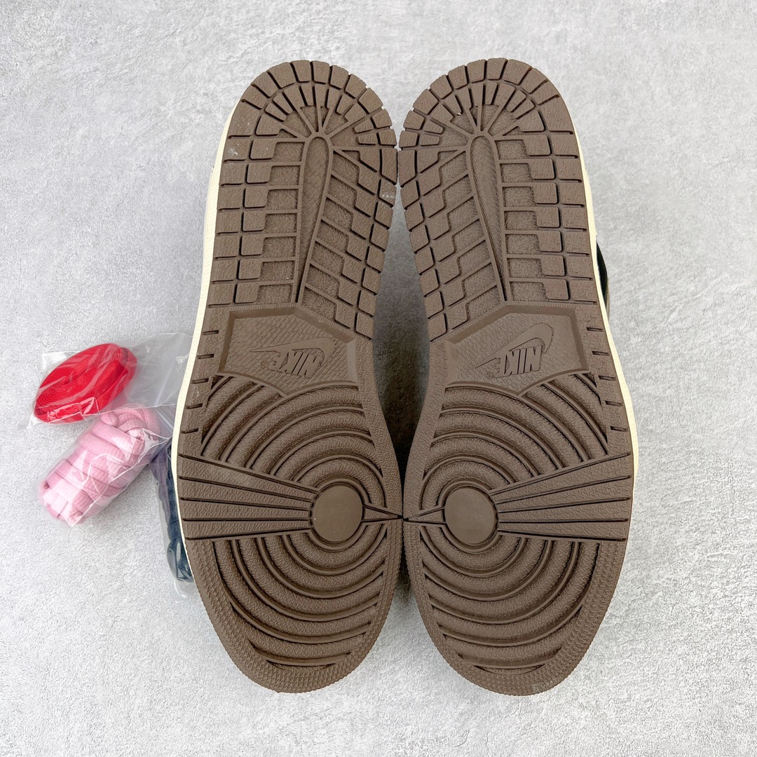 图片[7]-＃DF纯原特价 Travis Scott x Air Jordan AJ1 Low OG SP TS联名深棕倒钩低帮 CQ4277-001＃原盒原配 原厂拉帮工艺 针距密度一致 全新升级网板中底 原楦原纸板开发 后跟弧度收口自然不对折 极致一眼正品既视感 原厂皮料 进口玻璃冲刀皮料裁剪零毛边 承诺百分百一致原鞋 全鞋电脑针车工艺 鞋面清洁度最高QC检验标准 控制溢胶 飞翼3D高频深度立体 鞋盒、防尘纸 均采购来自原厂 尺码对应库存‼️-选品中心