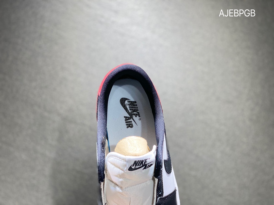 320 Nike AIR JORDAN 1 Low AJ1 乔丹低帮 黑脚趾