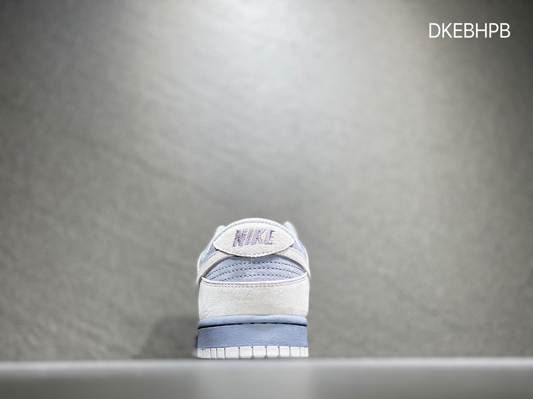 320 Nike SB dunk Low 低帮休闲运动滑板板鞋DD3699-033