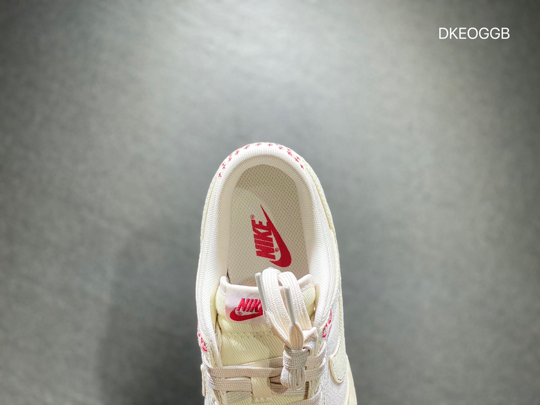 300 Nike SB dunk Low 低帮休闲运动滑板板鞋 DV0834-100