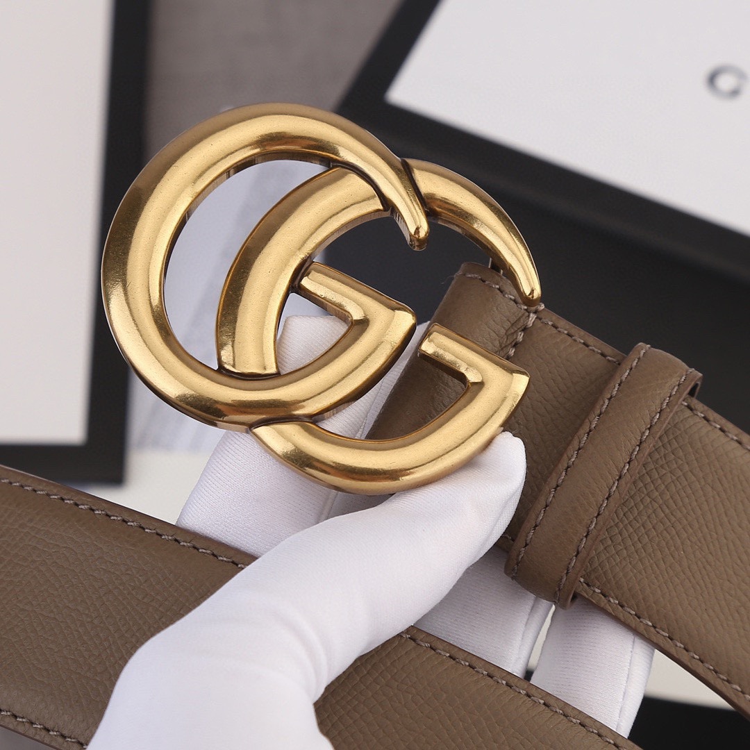 宽度3.8cm GUCCI 小牛皮腰带采用热压制作效果 饰以标志双G带扣-Chinese UA Cheap High Quatity Brand Clothes Bags handbags Sneakers wholesale wholesaler seller from China Factory suppliers Fashion Clothing Shoes best Quality Beautiful Price 宽度3.8cm GUCCI 小牛皮腰带采用热压制作效果 饰以标志双G带扣