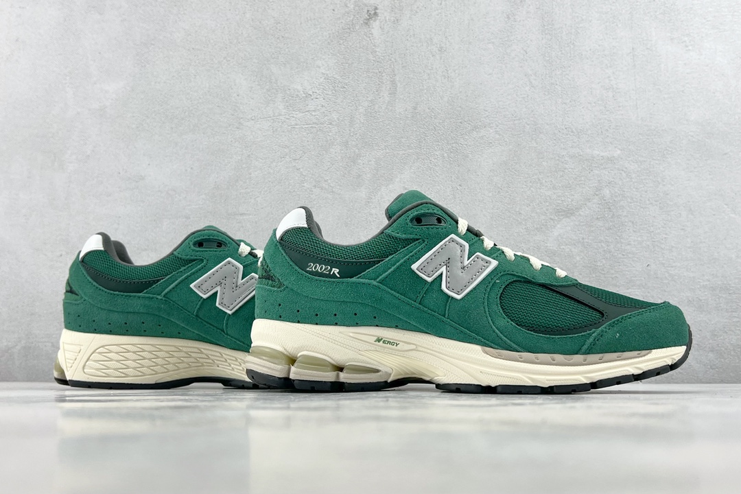 A版NewBalance2002R绿