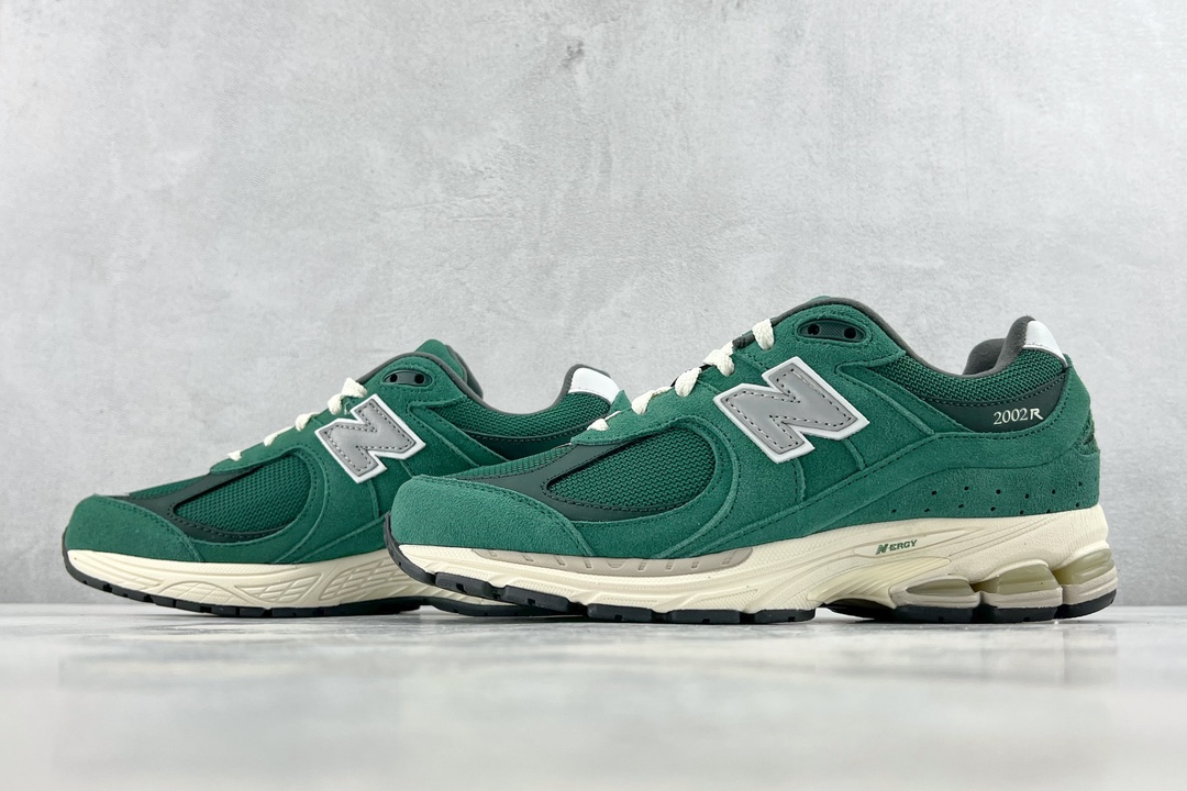 A版NewBalance2002R绿