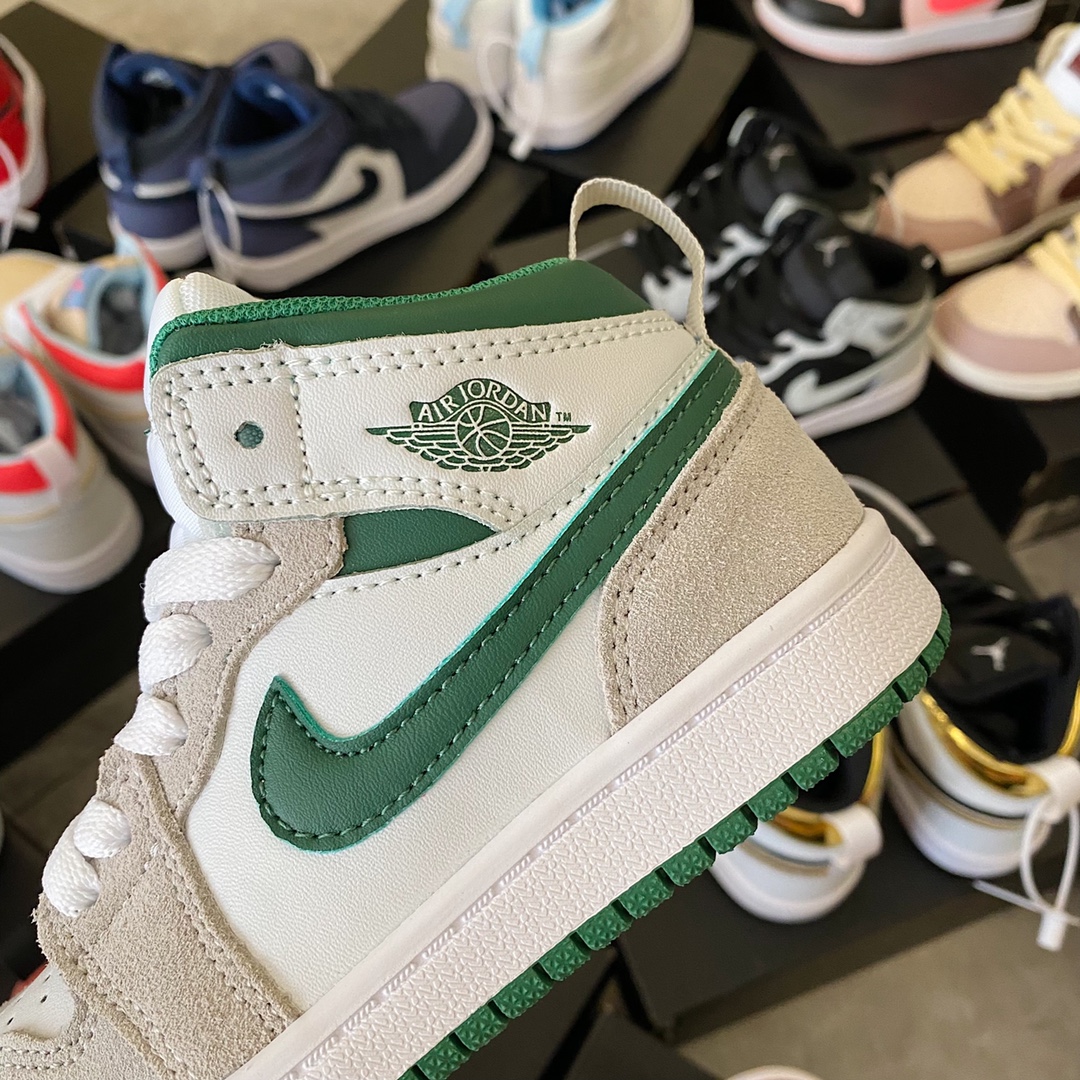 图片[2]-真标头层AJ1儿童篮球鞋 这质量真是杠杠了！！随便一拍细节直接直接拉满！品质在线，每双都超赞！尽管选自己喜欢的配色～-选品中心