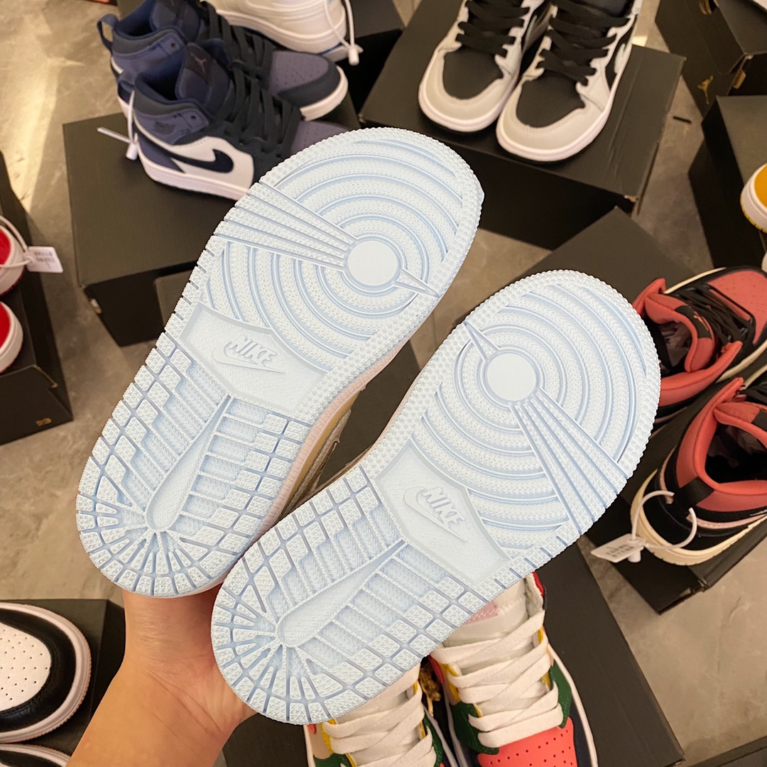 图片[5]-真标头层AJ1儿童篮球鞋 这质量真是杠杠了！！随便一拍细节直接直接拉满！品质在线，每双都超赞！尽管选自己喜欢的配色～-选品中心