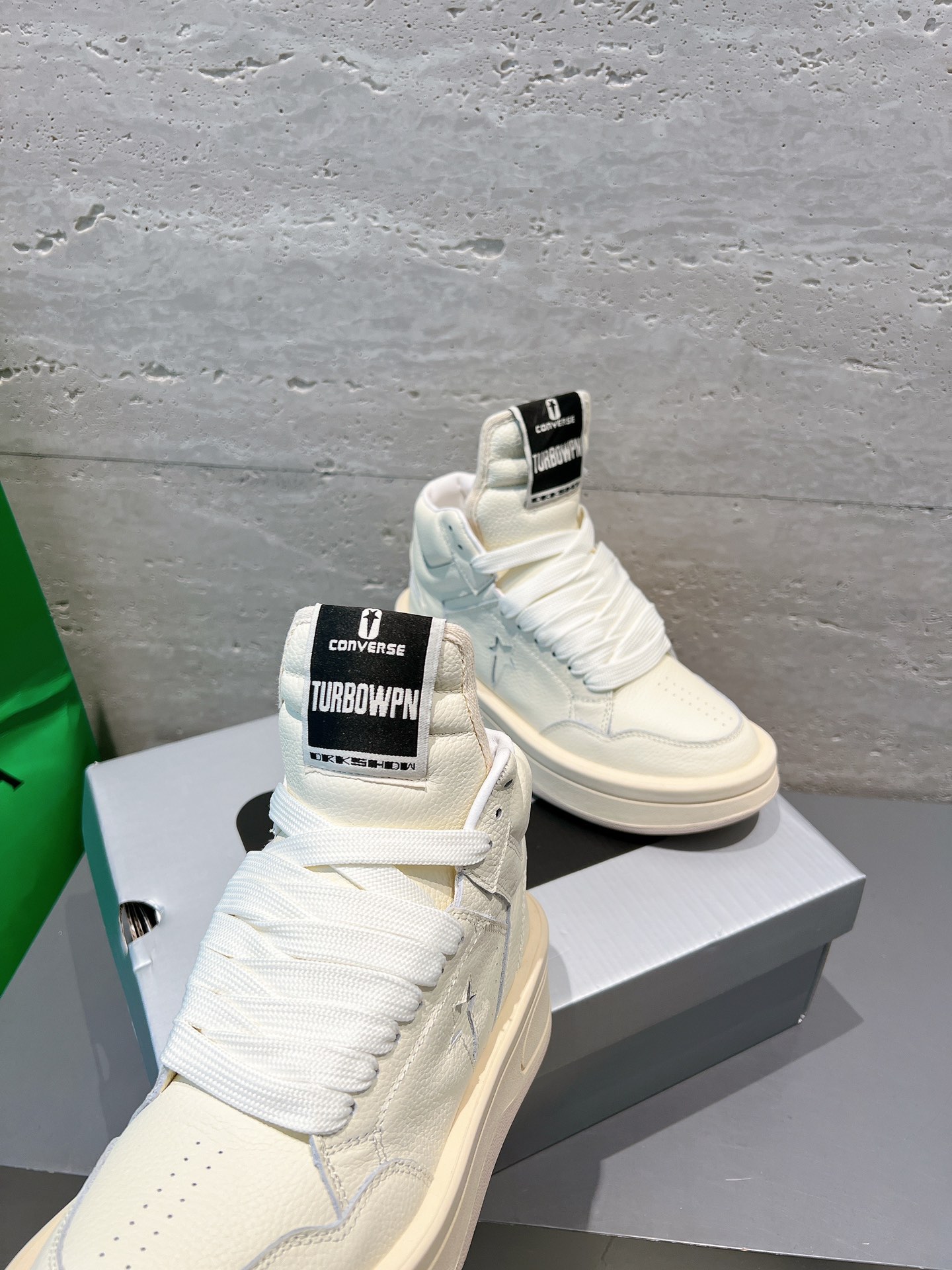 Rick Owensx Converse 2022 Autumn Winter Collection: Bold Fashion Upgrade - 图片 5