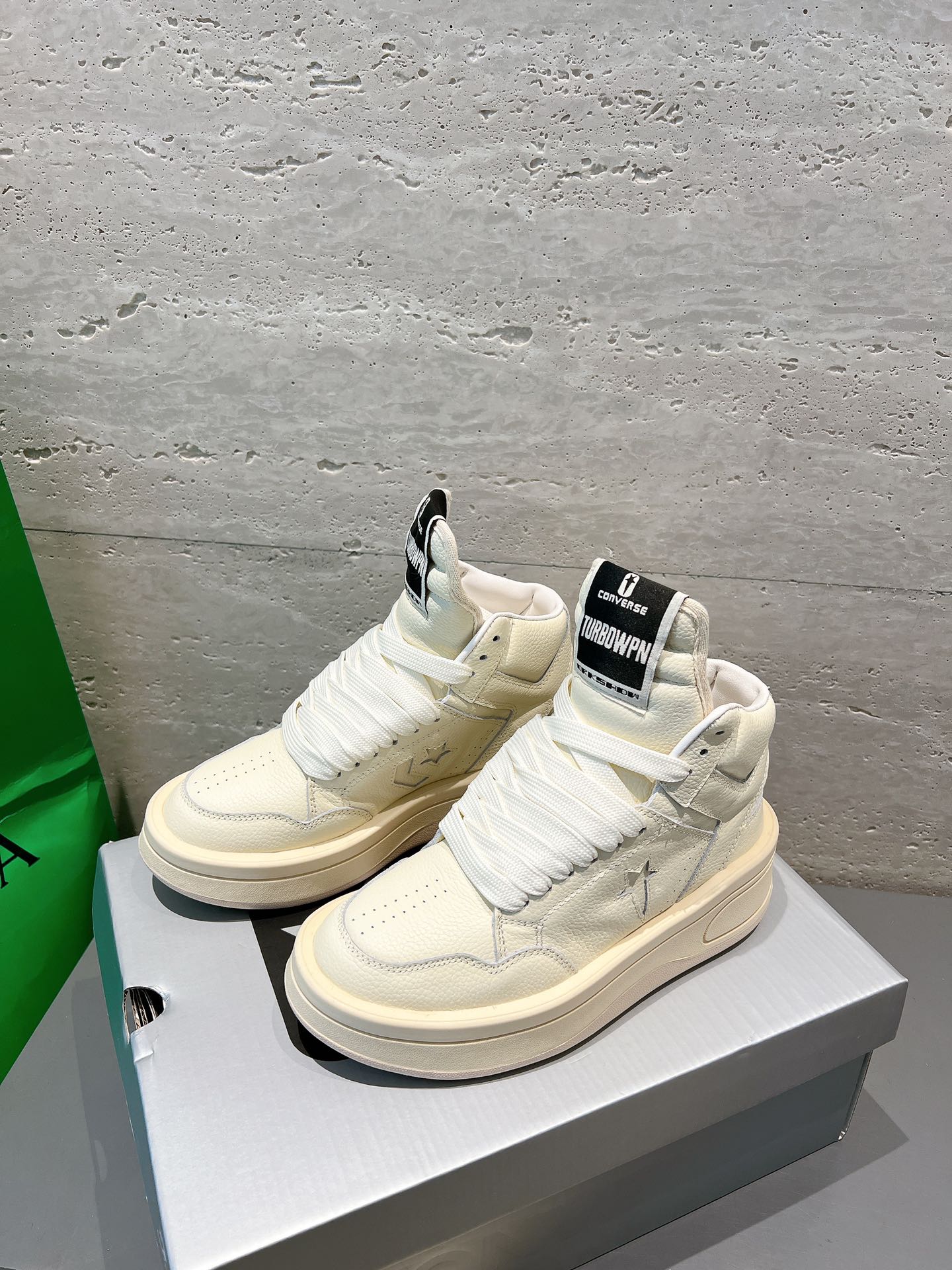 Rick Owensx Converse 2022 Autumn Winter Collection: Bold Fashion Upgrade - 图片 3