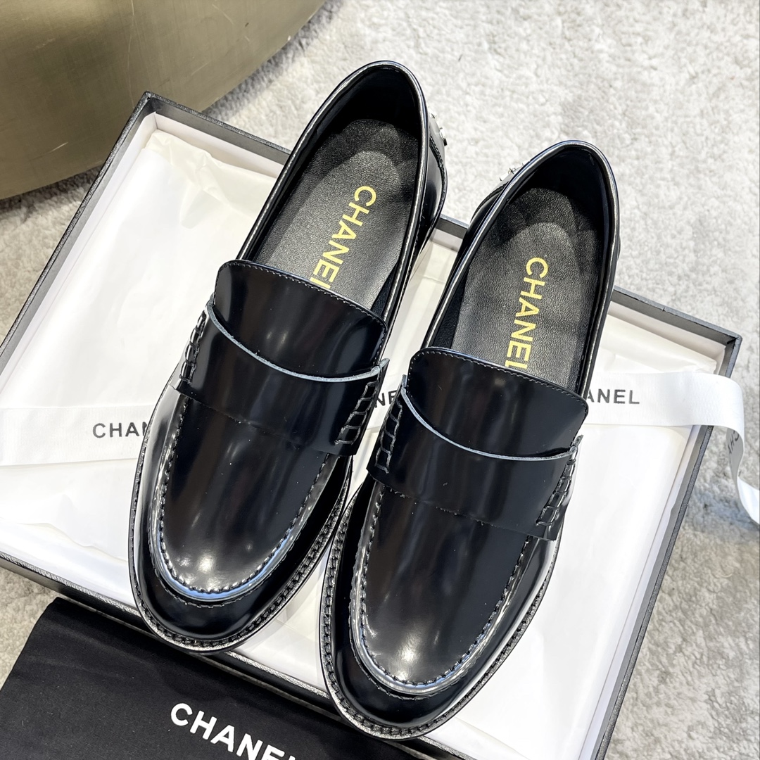 CHANEL мюли лоферы｜винтажные роскошные лоферы｜металлическая пряжка с двойной C + вощёная телячья кожа
