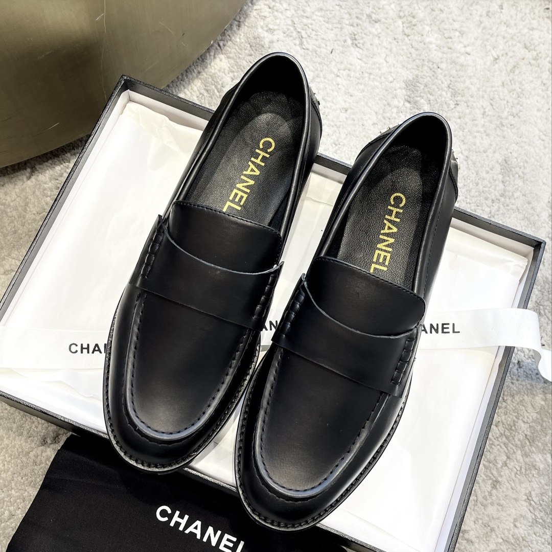 CHANEL мюли лоферы｜винтажные роскошные лоферы｜металлическая пряжка с двойной C + вощёная телячья кожа