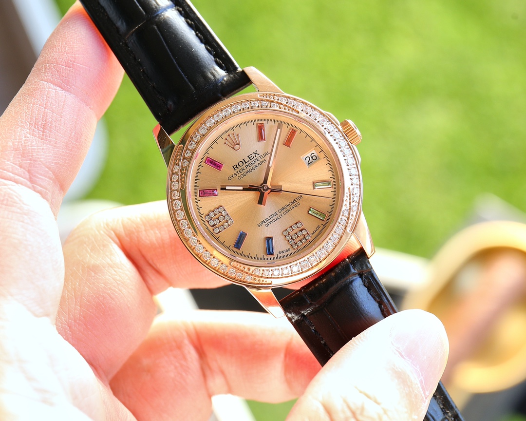 💰皮带白460,玫480🔰
劳力士💓精致品质💓最新首发💓细致腕美💓谐美不朽💓无暇挑剔💓细微悦尔🏆
【品牌】:劳力士(实物更美 值得推荐)🎉🎉
【类型】:精致女款腕表
【表带】:间陶瓷表带
【机芯】:日本石英机芯
【材料】:蓝宝石水晶镜面(防刮)
岁月无痕 真爱无价 谐美不朽 见证爱忆
尺寸:女直径35mm厚9mm腕美来袭!欢迎转载!