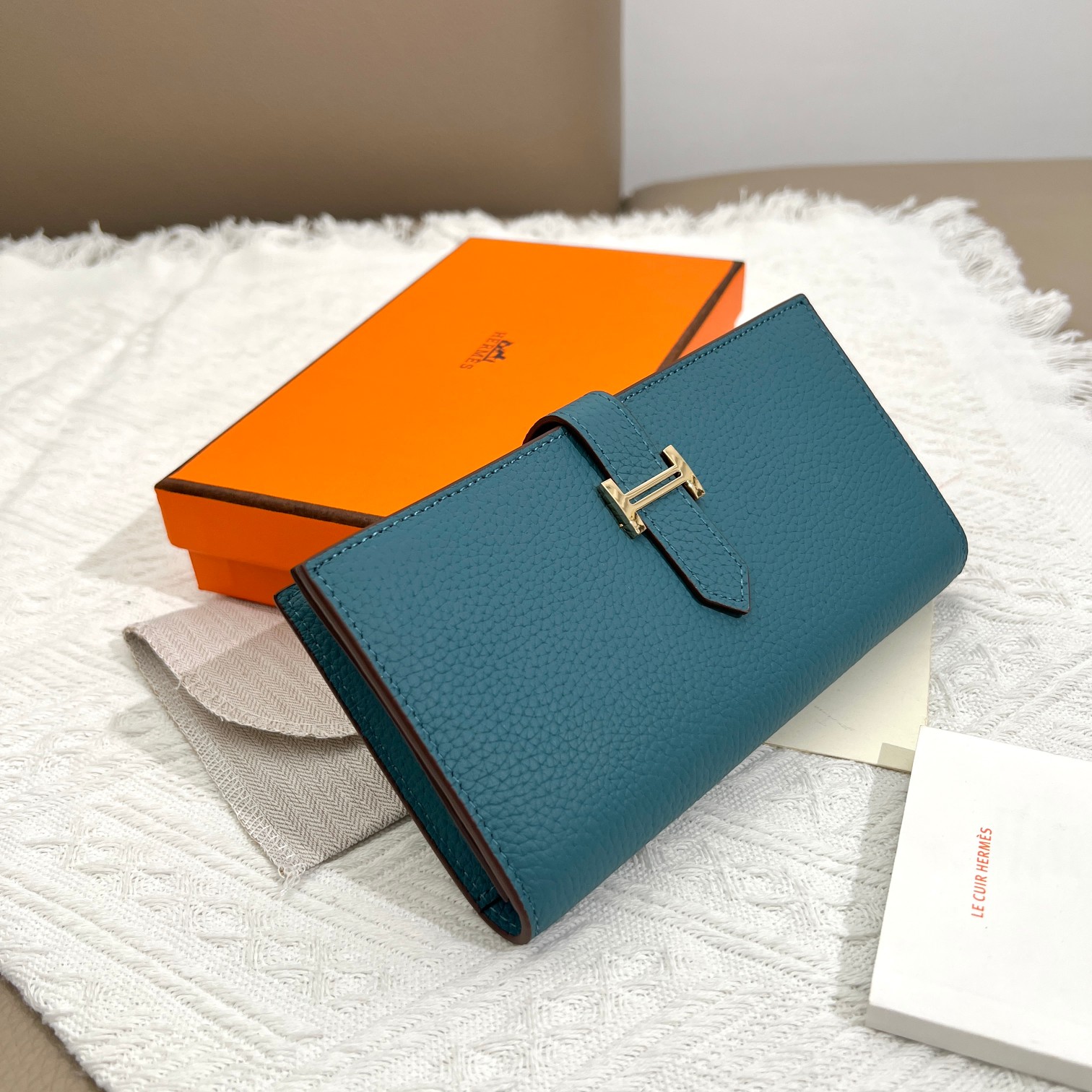 愛馬仕・純色皮革内ラウンドポケット財布