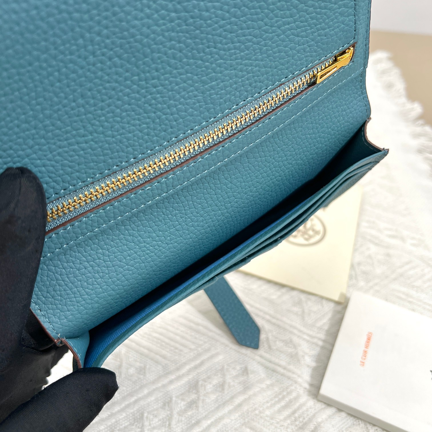 愛馬仕・純色皮革内ラウンドポケット財布