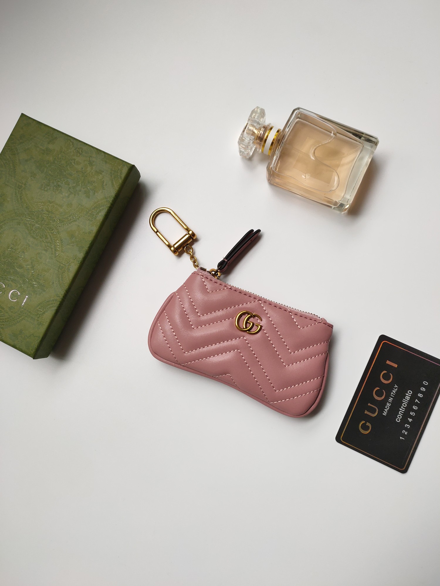 GUCCI小零钱包 - インポート小牛皮 & 古銅双G金具