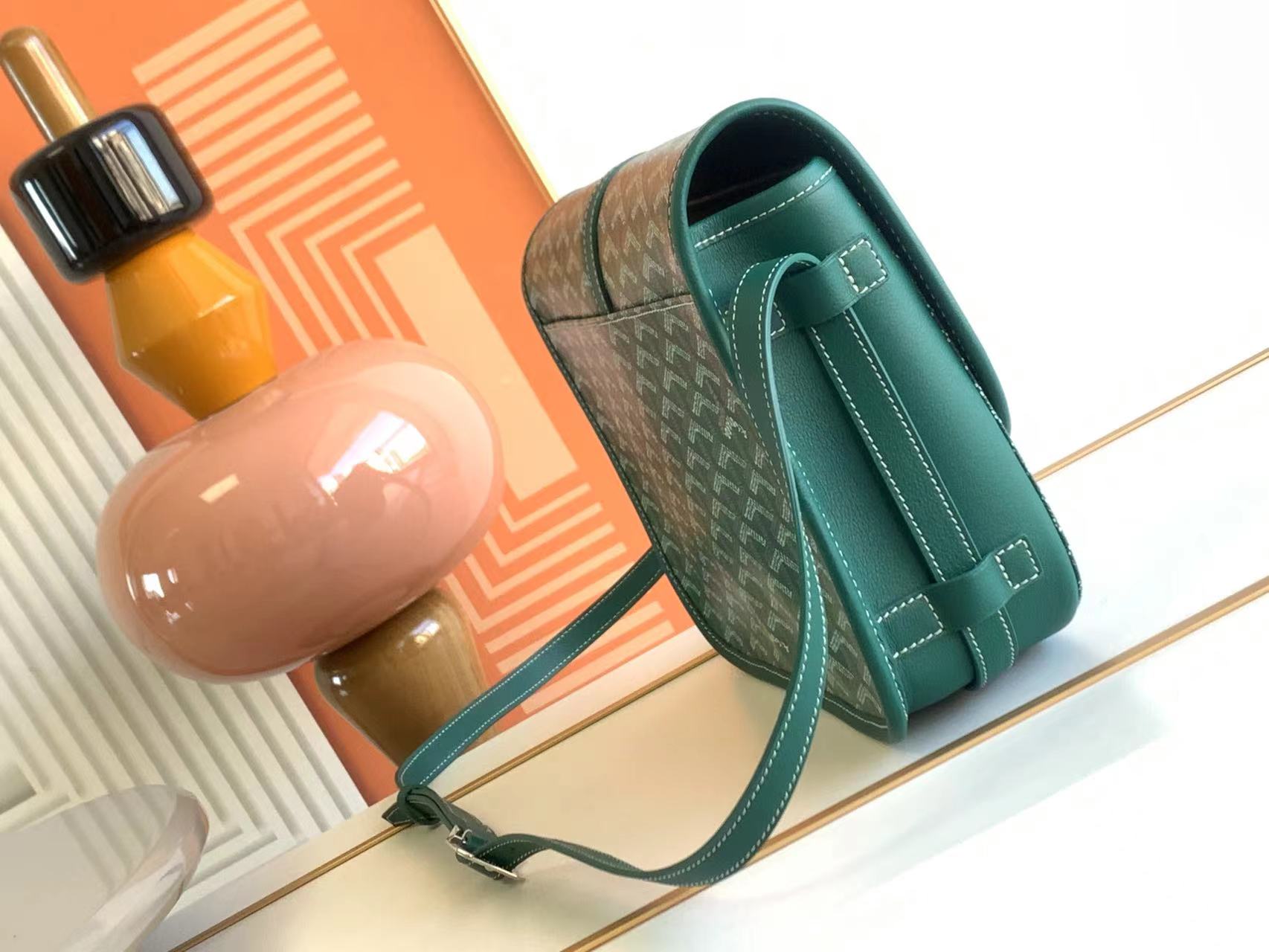 고야드 벨베데르 미디엄 숄더백 139145 썸네일 이미지