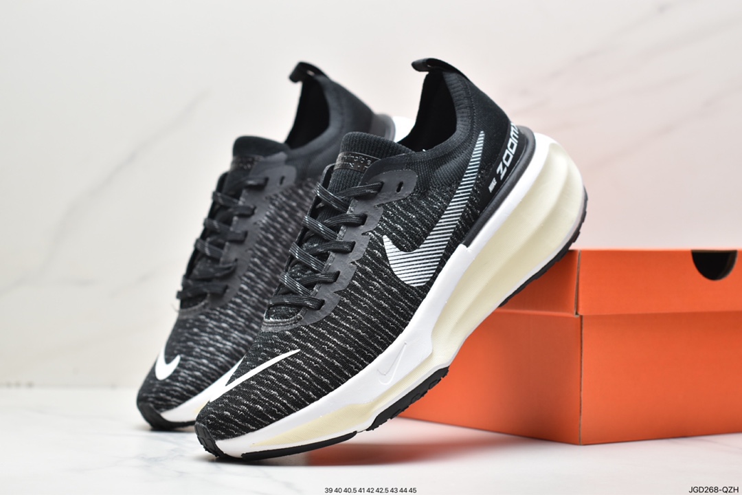 180 NIKE ZOOMX INVINCIBLE RUN FK 3 机能风格运动鞋 DR2615-001