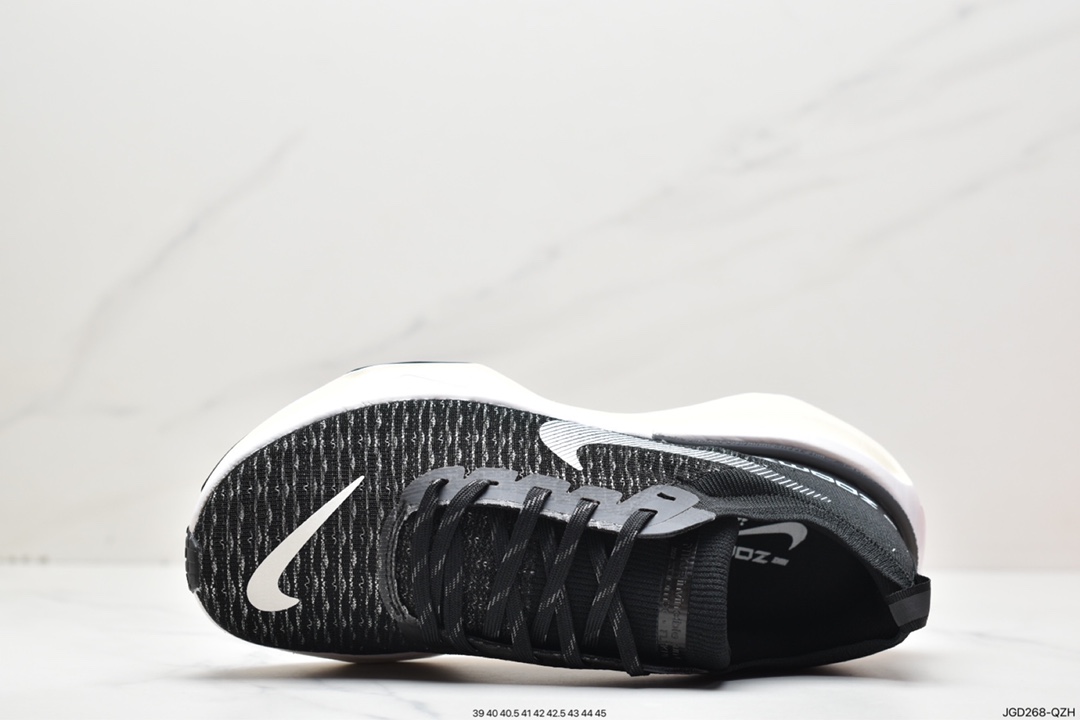 180 NIKE ZOOMX INVINCIBLE RUN FK 3 机能风格运动鞋 DR2615-001