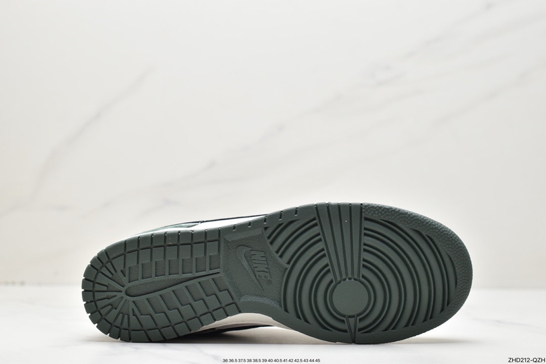 300 Nike SB Dunk Low ”Steamboy OST”麂皮扣篮系列低帮休闲运动滑板板鞋 F0068-001