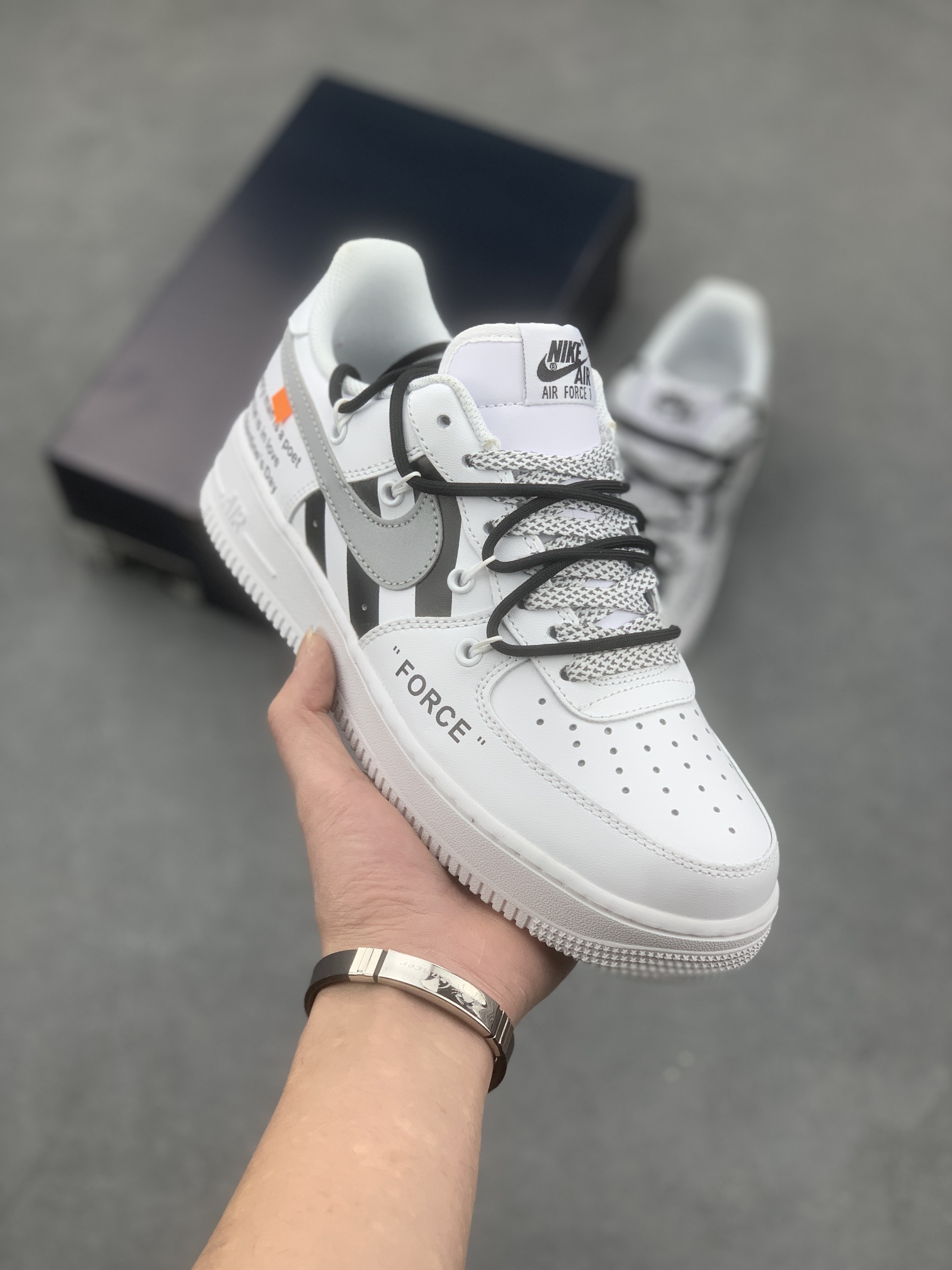 Nike Air Force 1 Low Off-White Casual Sneakers - Iconic Style & Comfort 2 i1672081014 7307 0