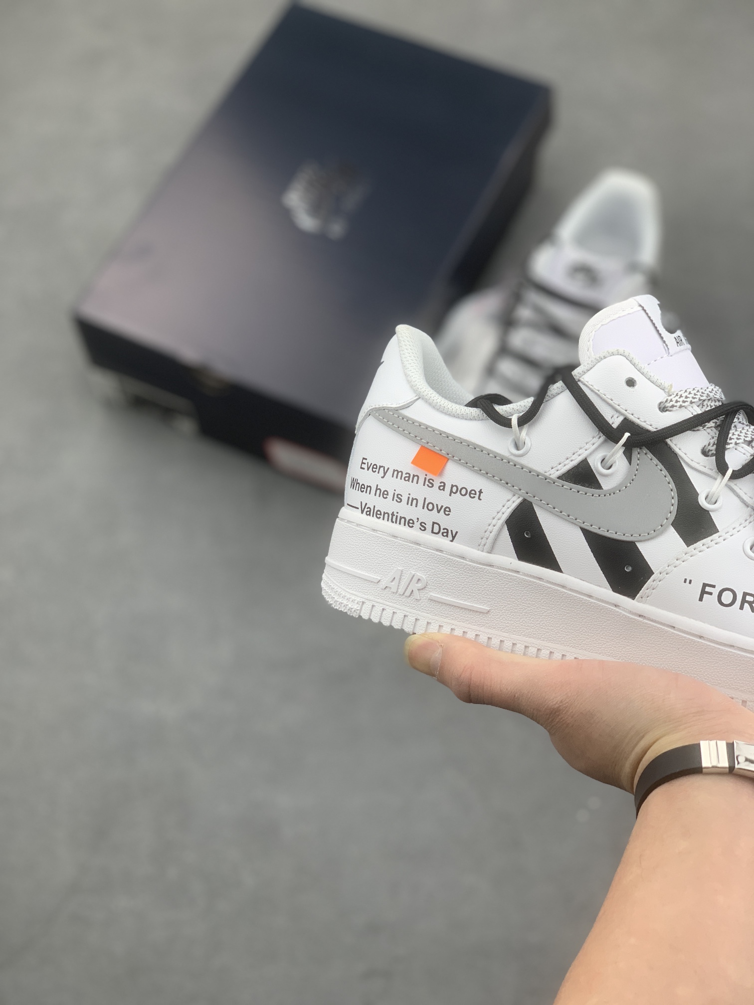 Nike Air Force 1 Low Off-White Casual Sneakers - Iconic Style & Comfort 7 i1672081014 9688 5