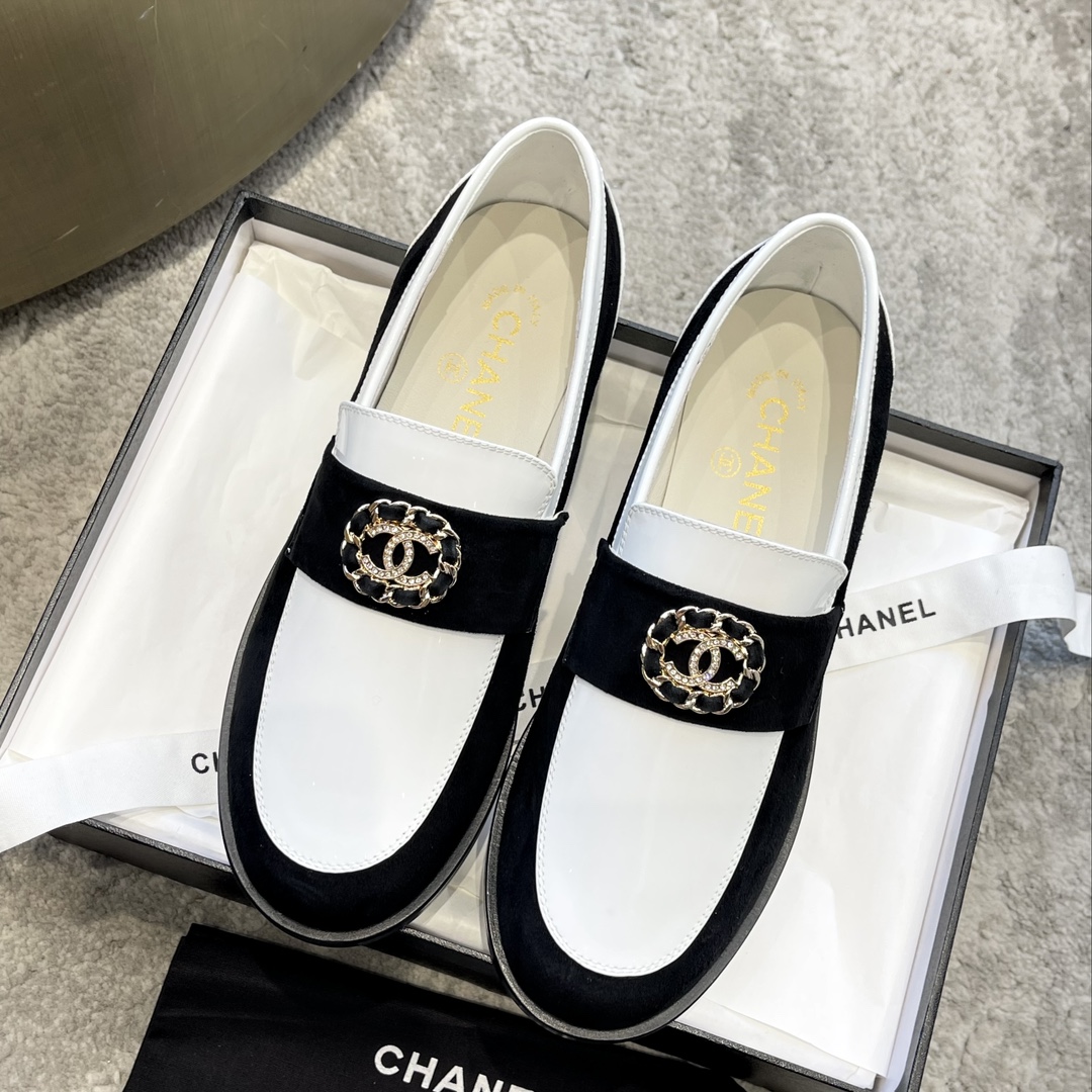 CHANEL мюли лоферы｜винтажные роскошные лоферы｜металлическая пряжка с двойной C + вощёная телячья кожа