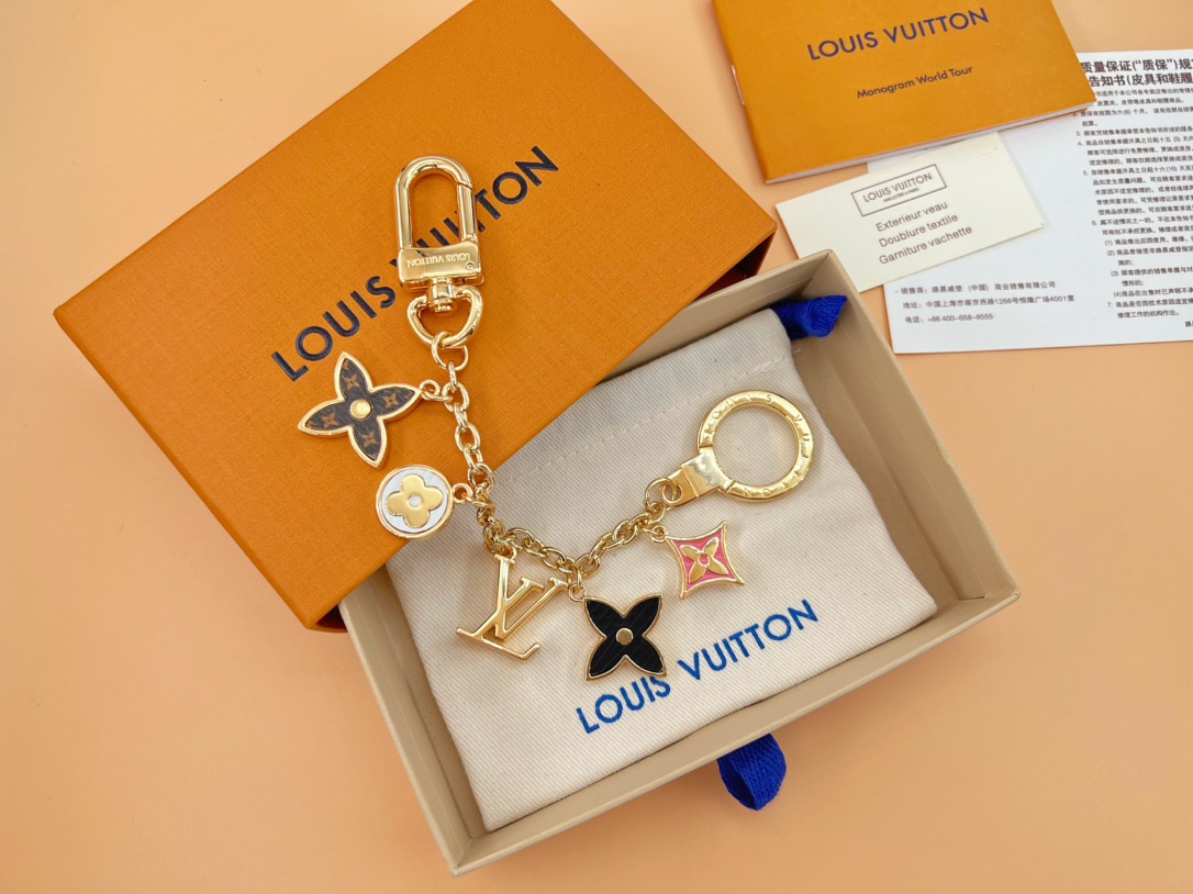 Louis Vuitton LV钥匙扣 包挂件 包链条配送如图包装