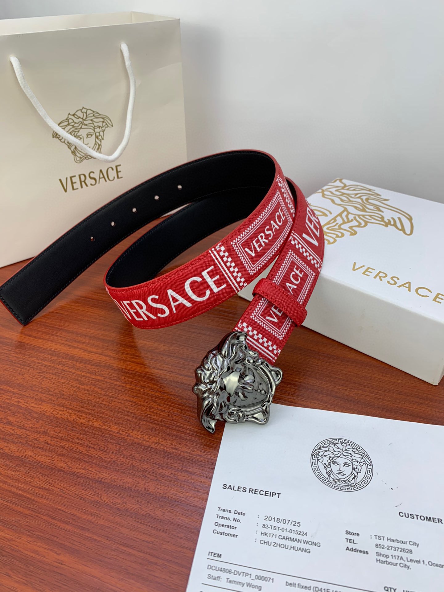 宽度4.0cm VERSACE(范思哲)爆腰带配有醒目的美杜莎头像搭扣-Chinese UA Cheap High Quatity Brand Clothes Bags handbags Sneakers wholesale wholesaler seller from China Factory suppliers Fashion Clothing Shoes best Quality Beautiful Price 宽度4.0cm VERSACE(范思哲)爆腰带配有醒目的美杜莎头像搭扣
