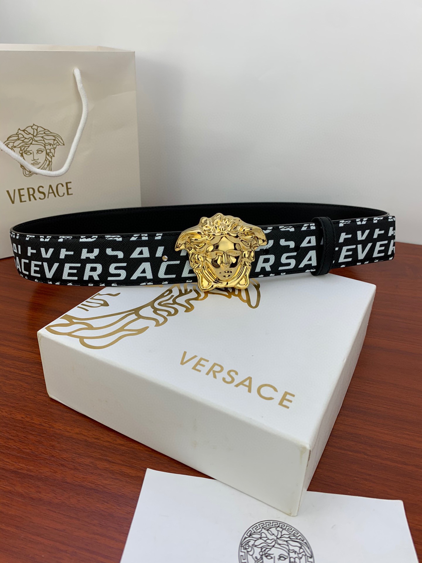 宽度3.8cm VERSACE（范思哲）爆款十字纹印花搭配经典人头