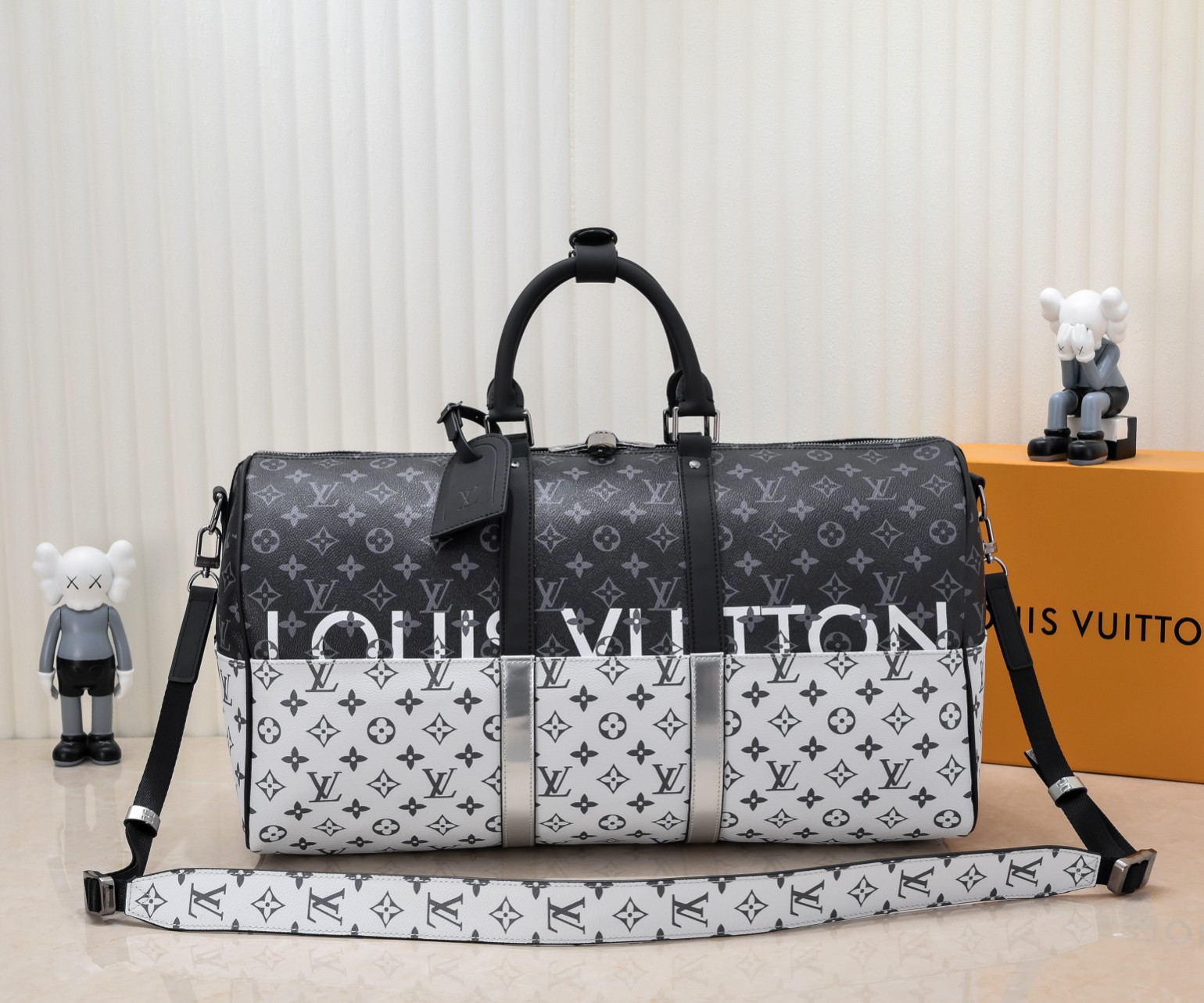 Louis Vuitton LV Keepall Taschen Reisetaschen Schwarz Spleißen Fashion M43412