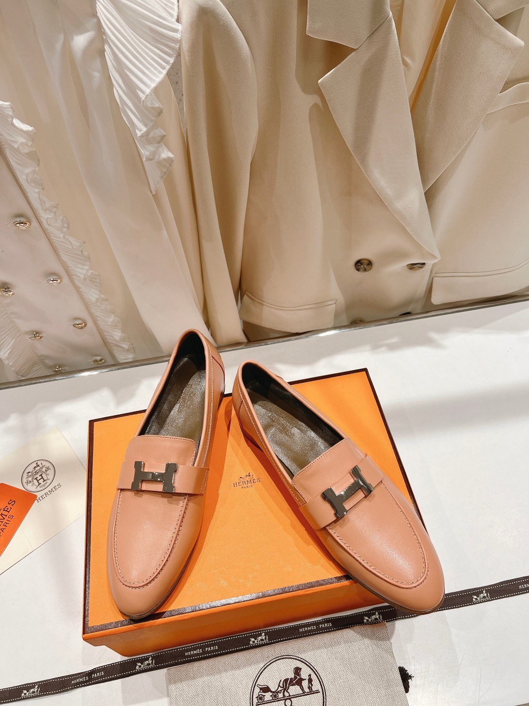 高版本出厂 🆕Herme…s fw new arrival～H家新款kelly扣乐福鞋鞋型很好看，见到到