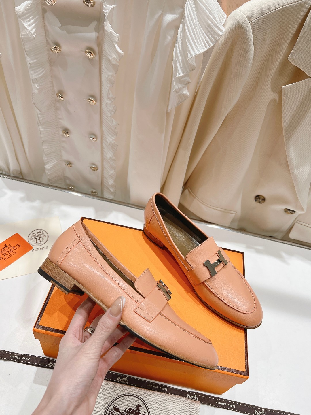 高版本出厂 🆕Herme…s fw new arrival～H家新款kelly扣乐福鞋鞋型很好看，见到到