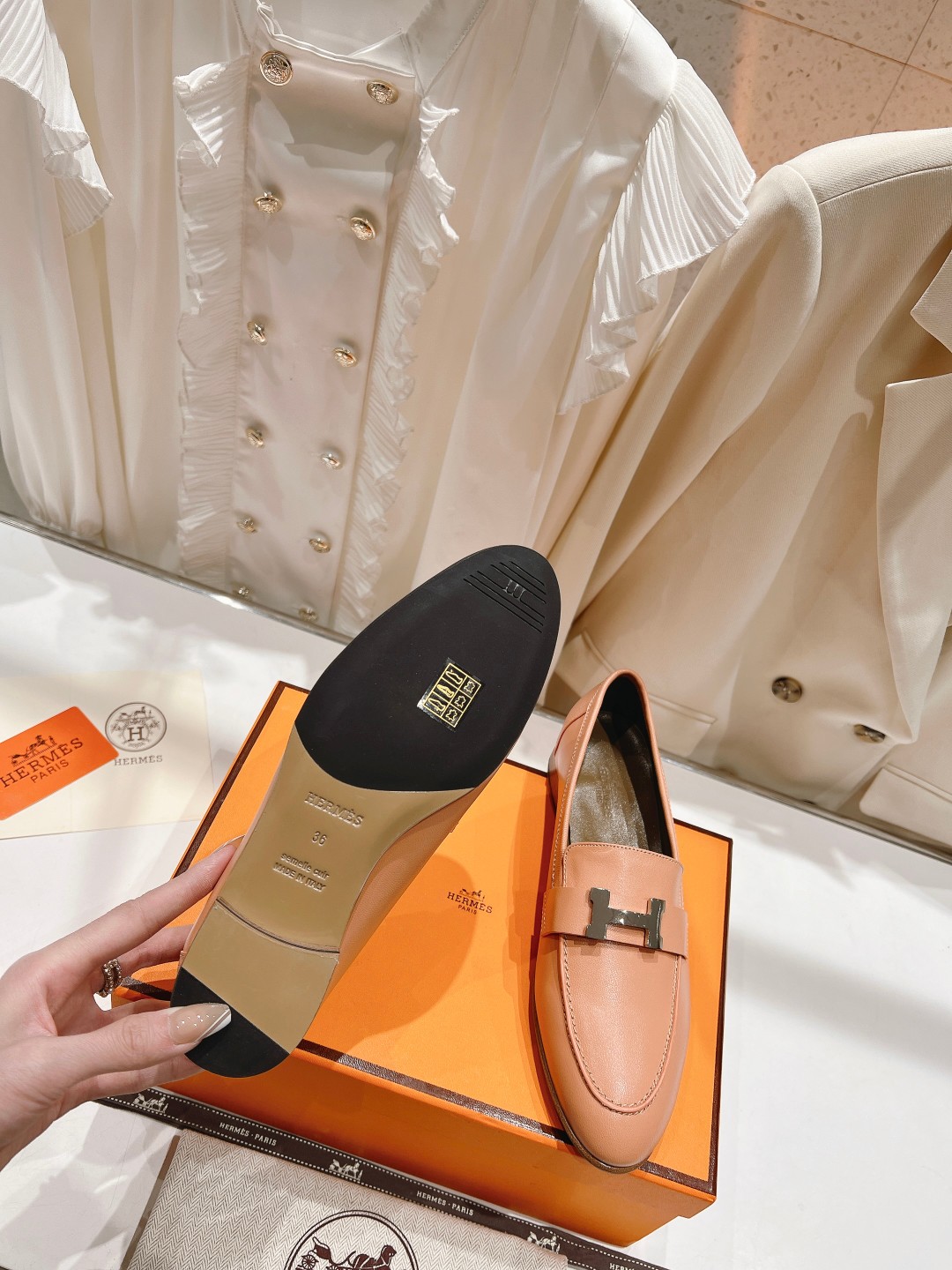 高版本出厂 🆕Herme…s fw new arrival～H家新款kelly扣乐福鞋鞋型很好看，见到到
