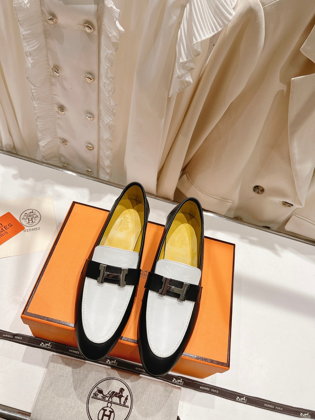 高版本出厂 🆕Herme…s fw new arrival～H家新款kelly扣乐福鞋鞋型很好看，见到到