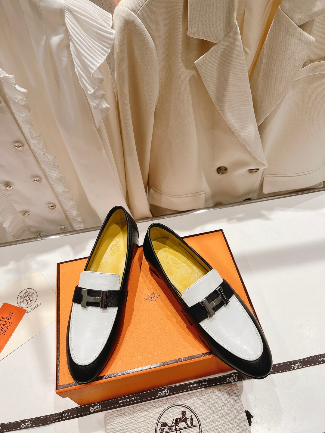 高版本出厂 🆕Herme…s fw new arrival～H家新款kelly扣乐福鞋鞋型很好看，见到到
