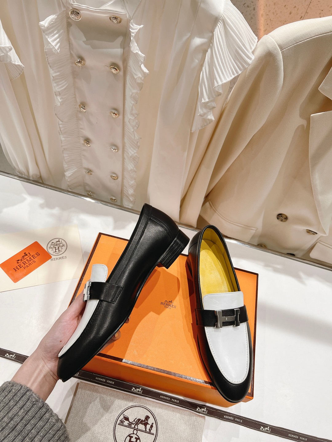 高版本出厂 🆕Herme…s fw new arrival～H家新款kelly扣乐福鞋鞋型很好看，见到到