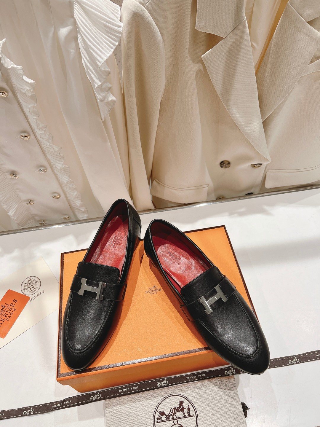 高版本出厂 🆕Herme…s fw new arrival～H家新款kelly扣乐福鞋鞋型很好看，见到到