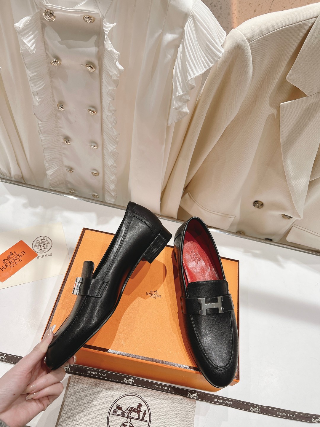 高版本出厂 🆕Herme…s fw new arrival～H家新款kelly扣乐福鞋鞋型很好看，见到到