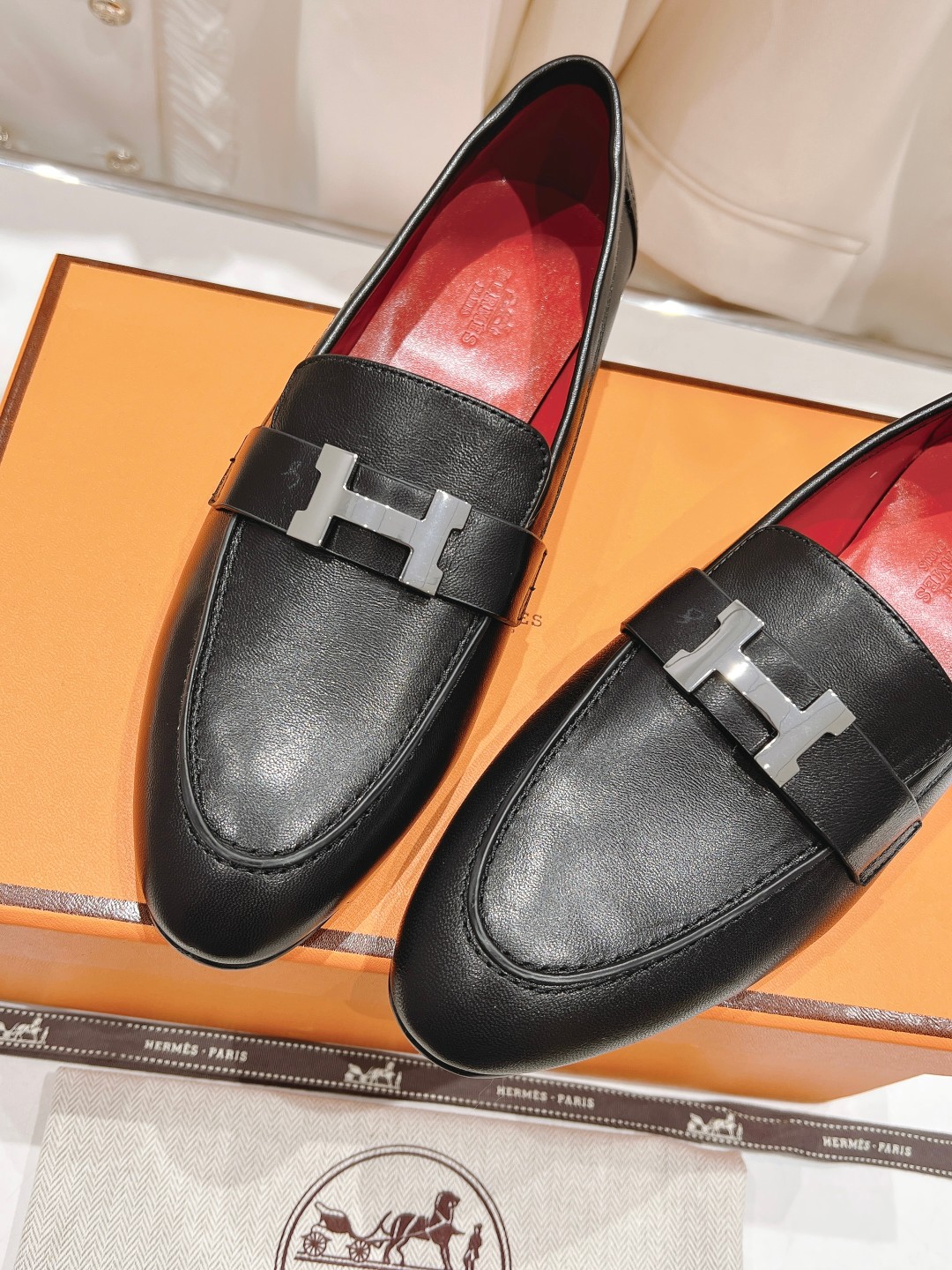 高版本出厂 🆕Herme…s fw new arrival～H家新款kelly扣乐福鞋鞋型很好看，见到到