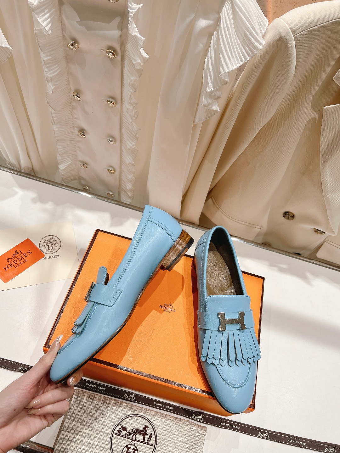 高版本出厂 🆕Herme…s fw new arrival～H家新款kelly扣乐福鞋鞋型很好看，见到到