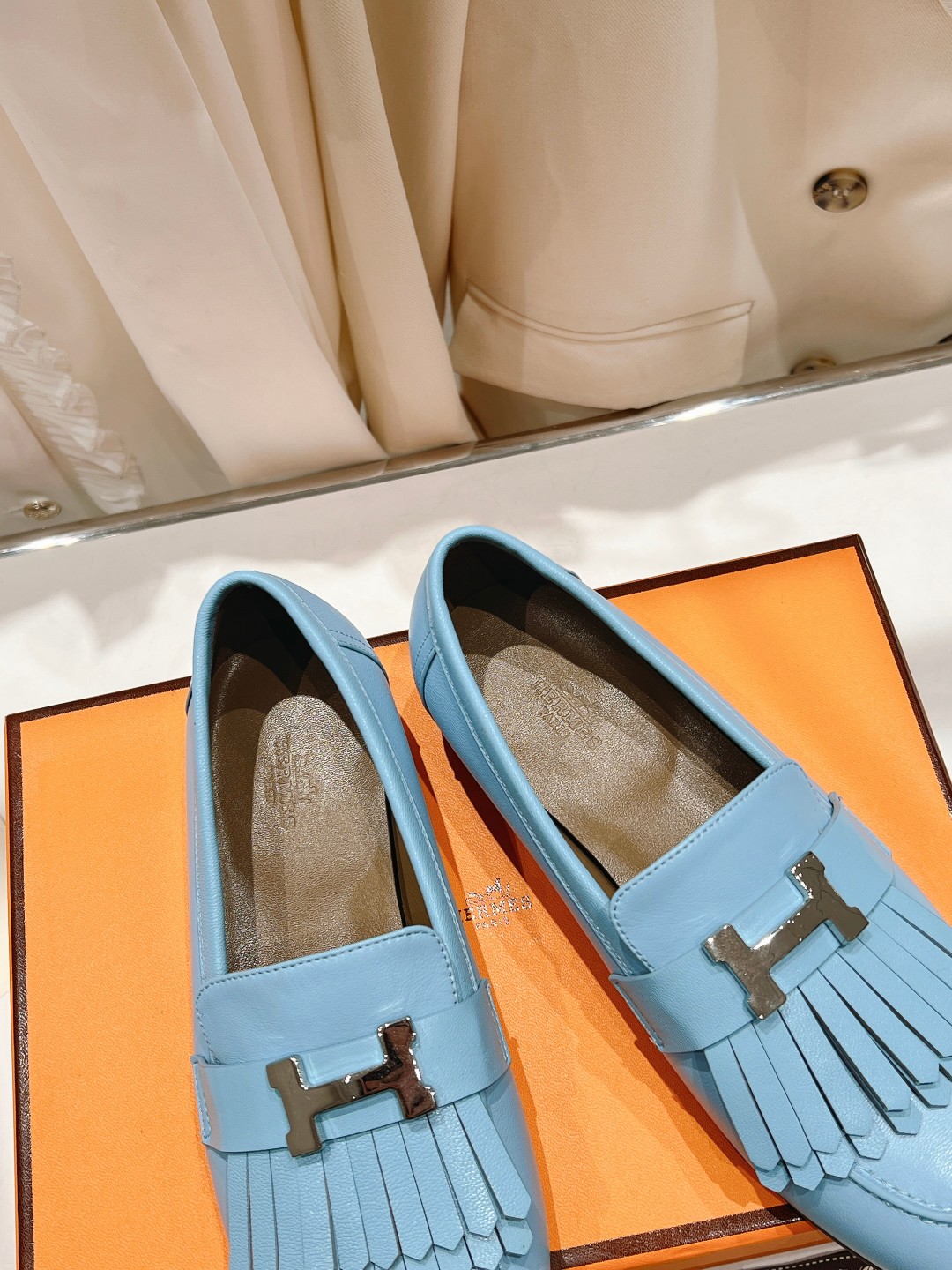 高版本出厂 🆕Herme…s fw new arrival～H家新款kelly扣乐福鞋鞋型很好看，见到到