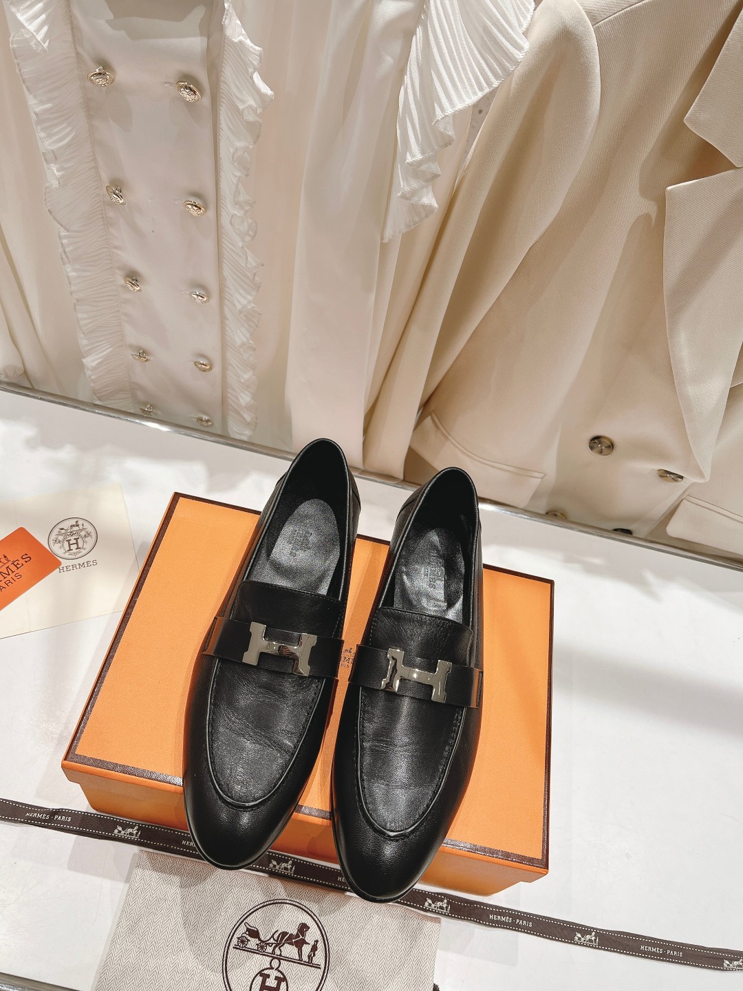 高版本出厂 🆕Herme…s fw new arrival～H家新款kelly扣乐福鞋鞋型很好看，见到到