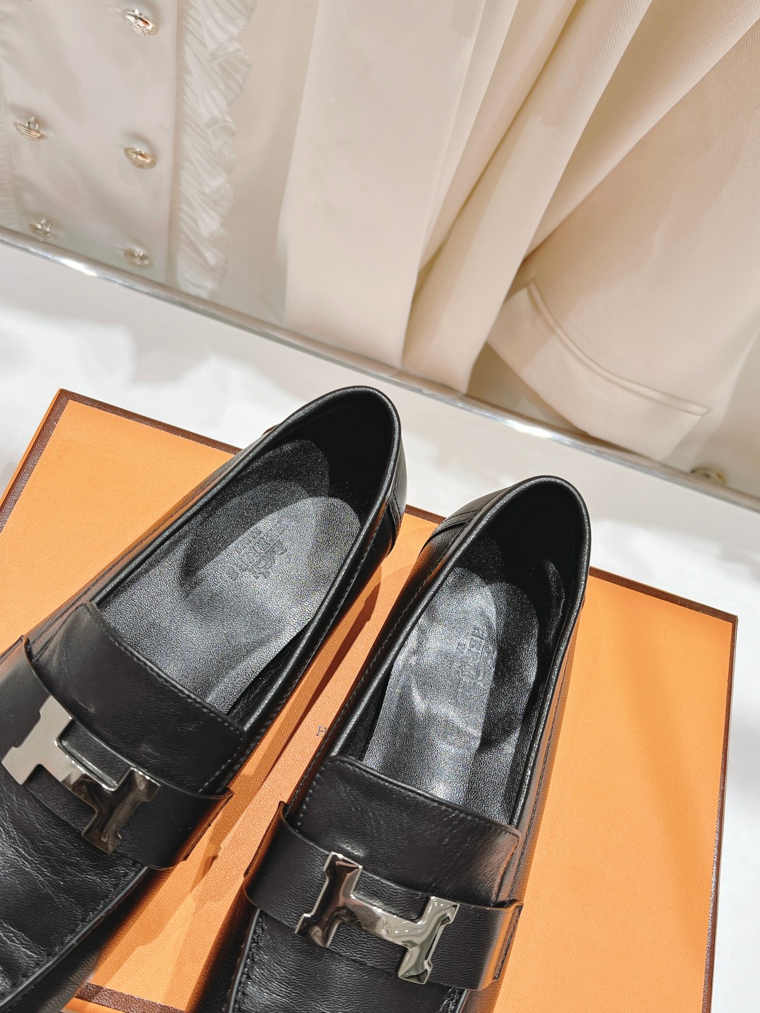 高版本出厂 🆕Herme…s fw new arrival～H家新款kelly扣乐福鞋鞋型很好看，见到到