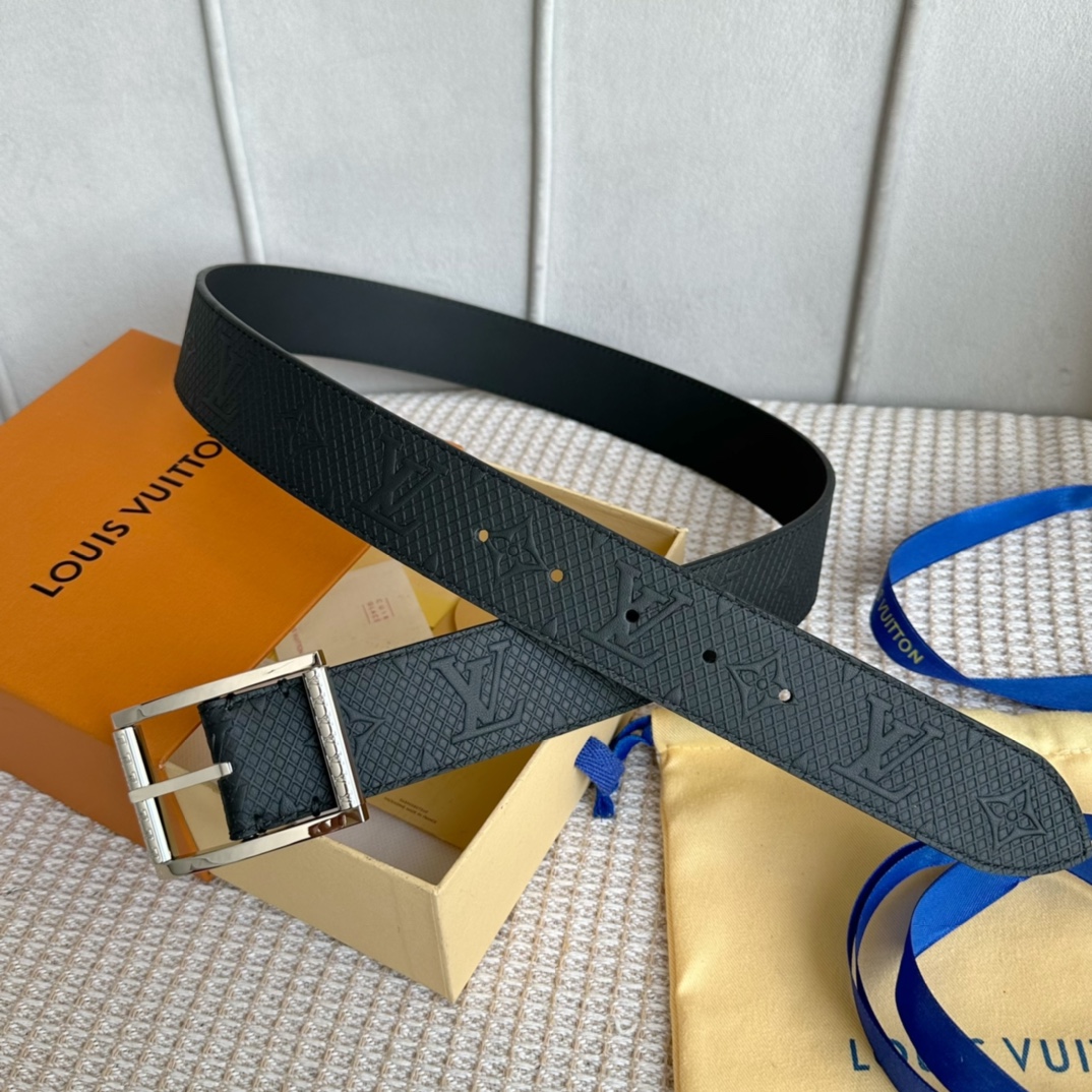 Louis Vuitton Belts Black Men Calfskin Cowhide