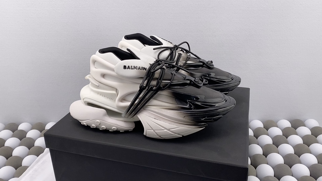 Balmain Balmain 2025 early spring new [bullet shoes]