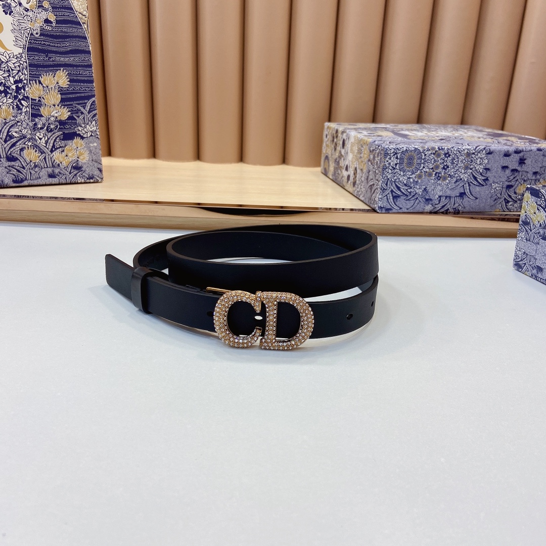迪奥新品20毫米黑色光滑牛皮革和白色