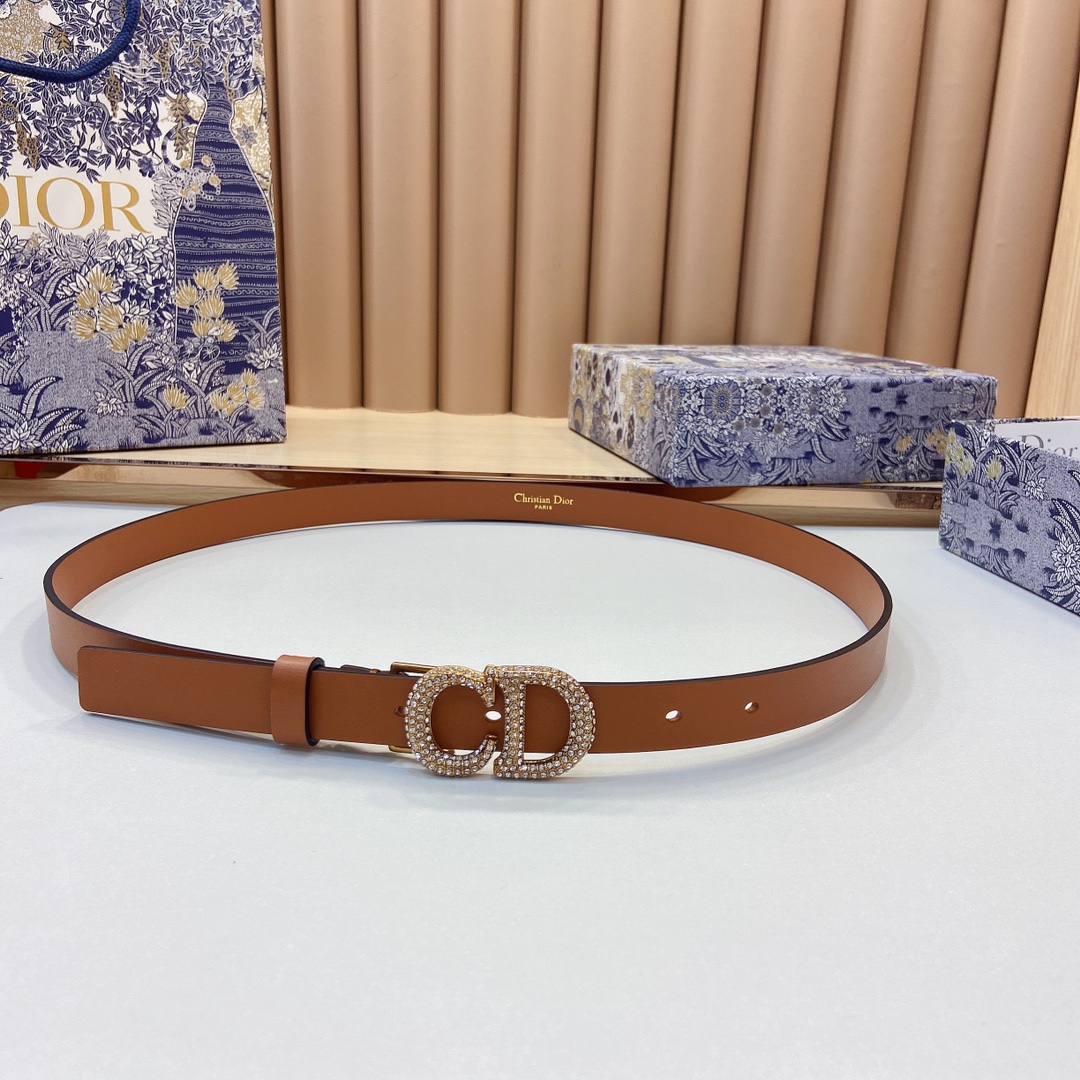 迪奥新品20毫米黑色光滑牛皮革和白色