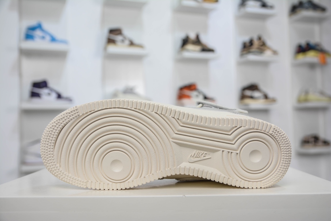 260 Nike Air Force 1 MID 米灰满天星 BY6899-691