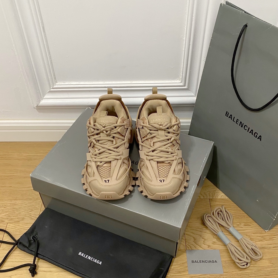 Color té con leche Balenciaga · Balenciaga 2022ss nuevo nuevo color Track 3.0 zapatos para papá de tercera generación, …