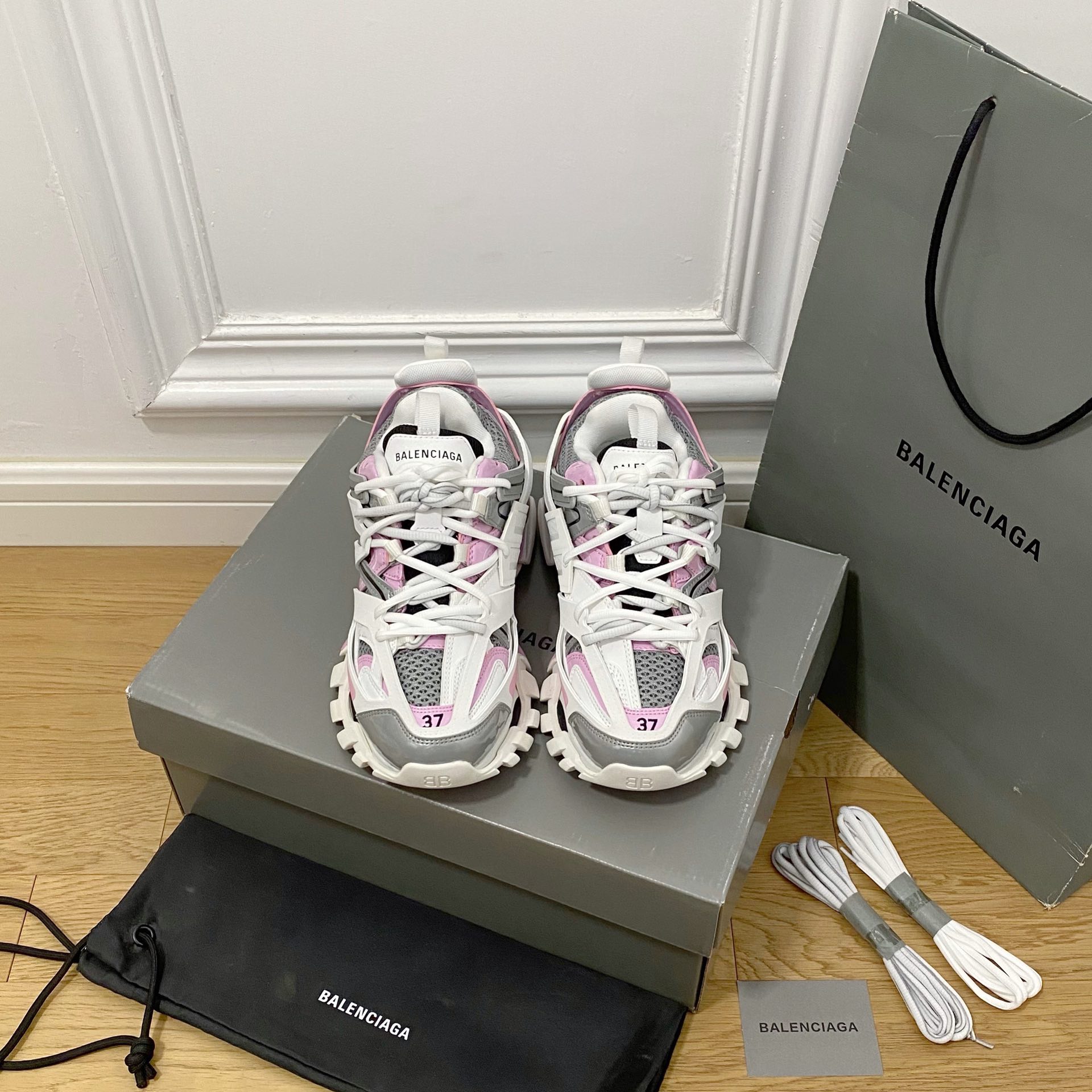 Balenciaga blanco y rosa · Balenciaga 2022ss nuevo color Track 3.0 zapatos para papá de tercera generación, zapatos dep…