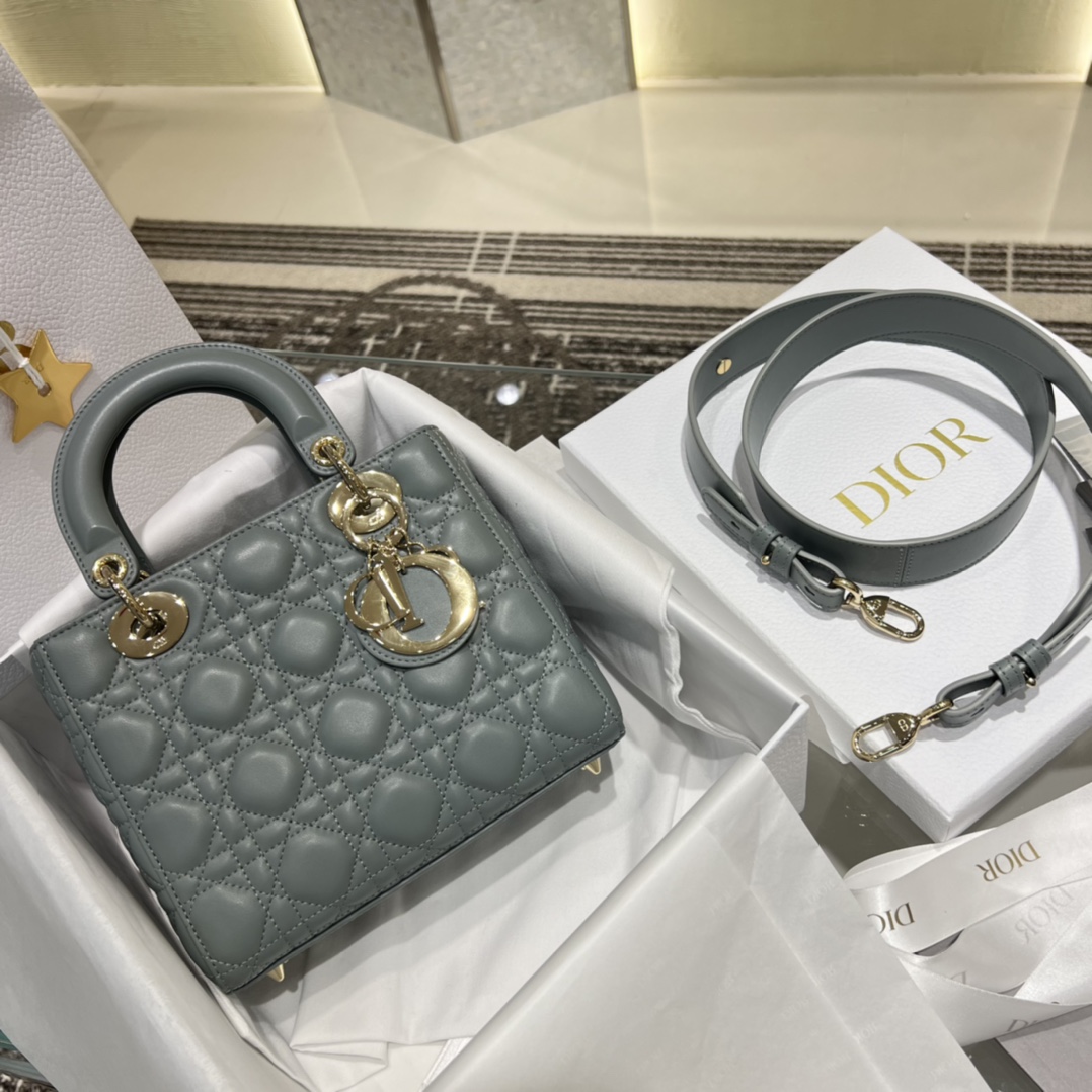 [𝗟𝗮𝗱𝘆 𝗗𝗿 Bolso clásico de princesa Diana de cuatro puertas de piel de oveja] Gris roca / Correa para el hombro Le…