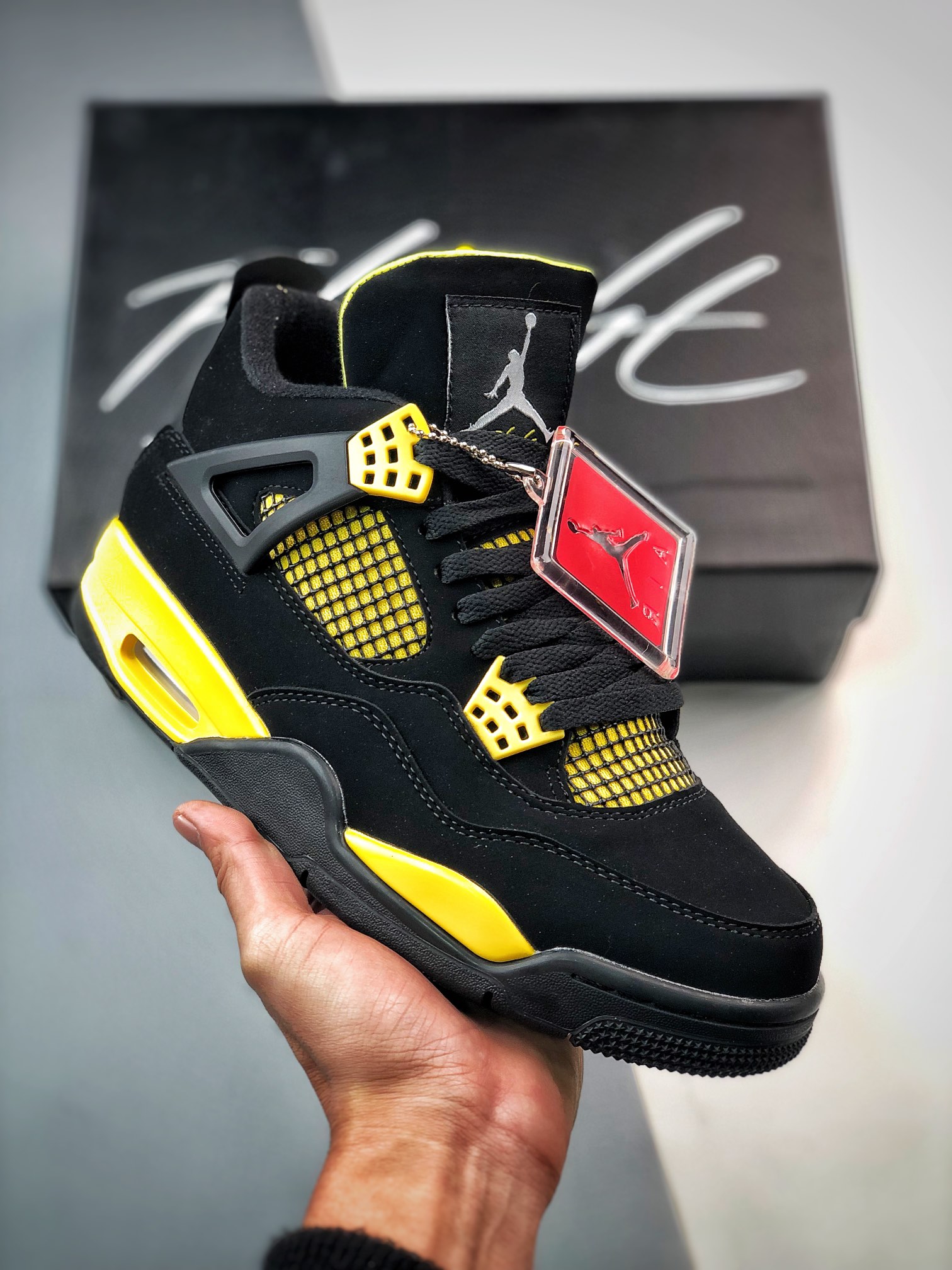 240  Air Jordan 4 Retro“Thunder” 黑黄雷神配色 DH6927-017